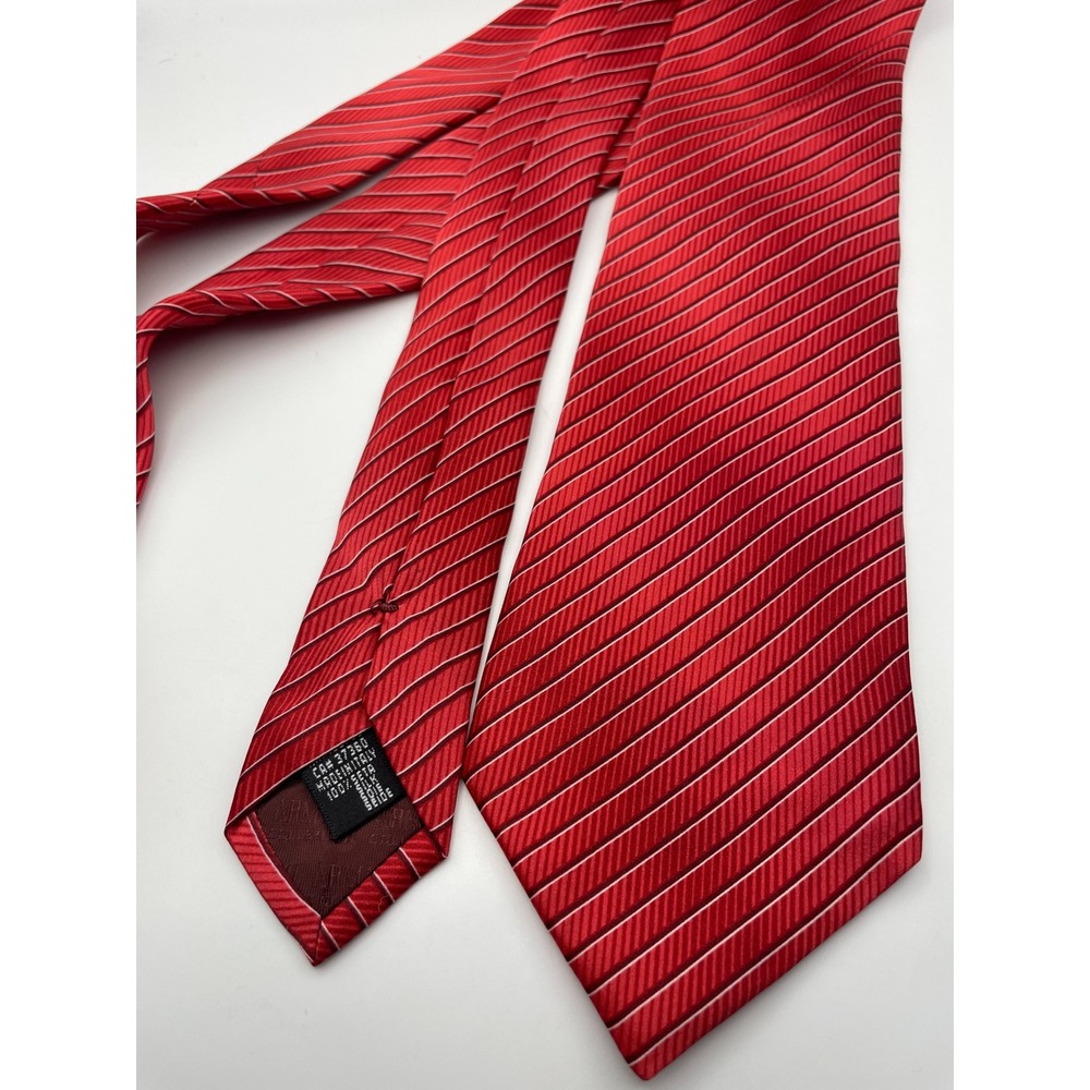 Armani Collezioni Mens Silk Tie Red Diagonal Stripe Made in Italy Classic Width